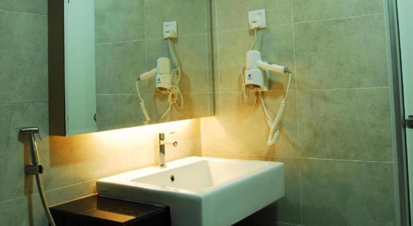 Lf Hotel Tapah מראה חיצוני תמונה